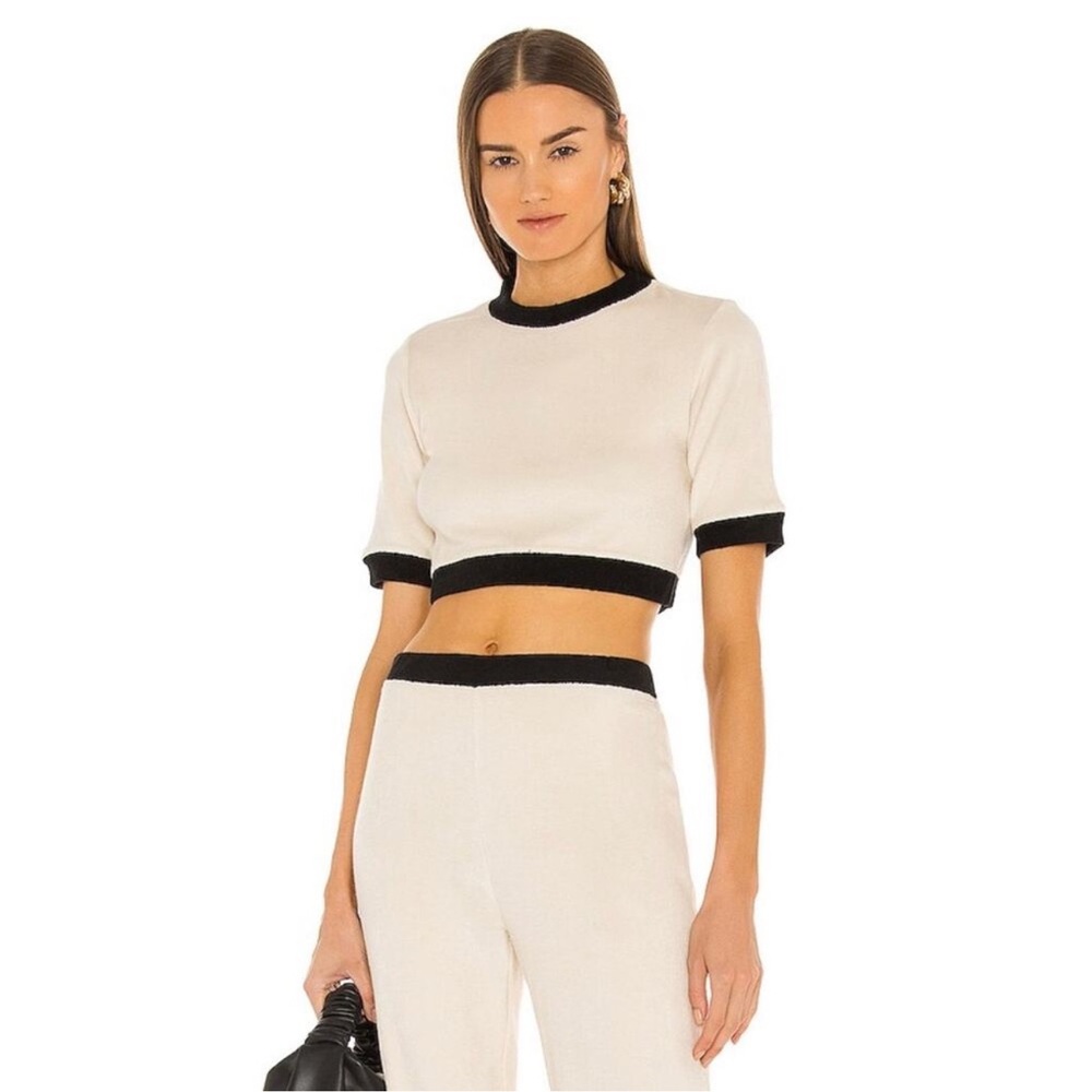 L’Academie outfit matching set top and pants